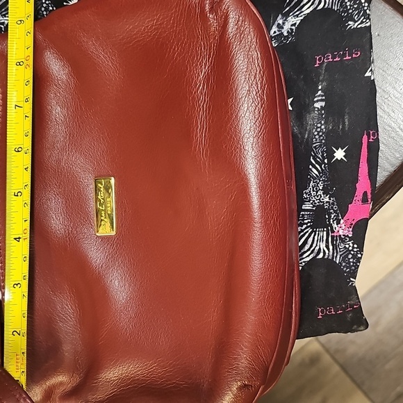 Jacques Esterel Parisian Crossbody Bag In Burgundy Leather - Picture 6 of 12